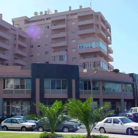 Music Hall House بيت ضيافة *